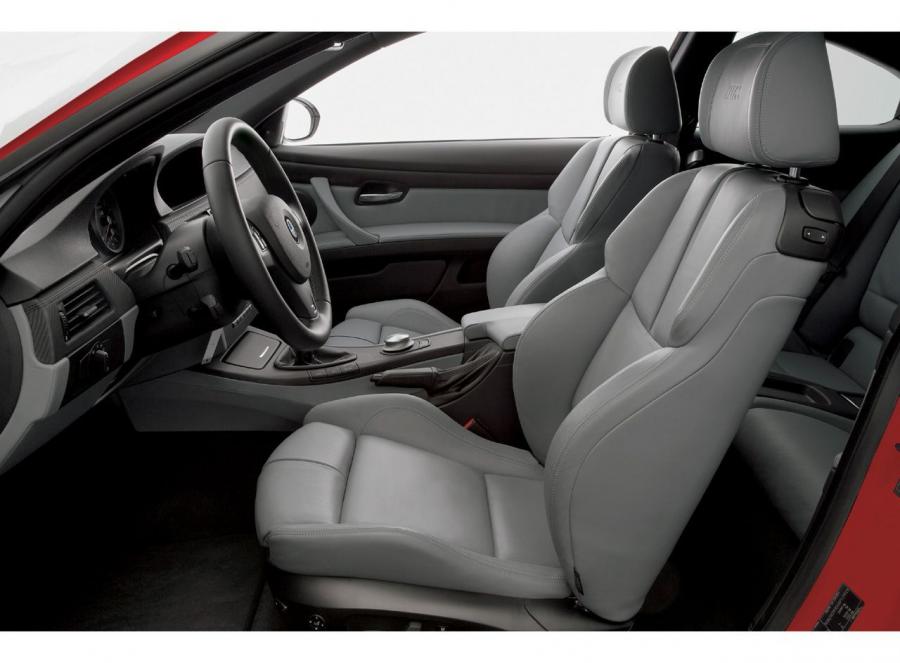  BMW M3 2008 года  (фото 135 из 219)